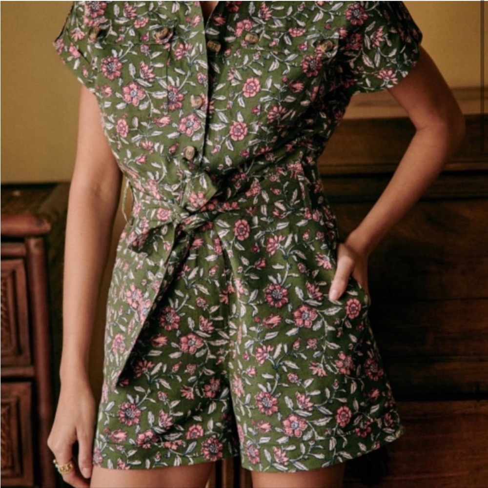 Sezane Olive Green Floral Short Jumpsuit with Pink Accents - Picture 2 of 8